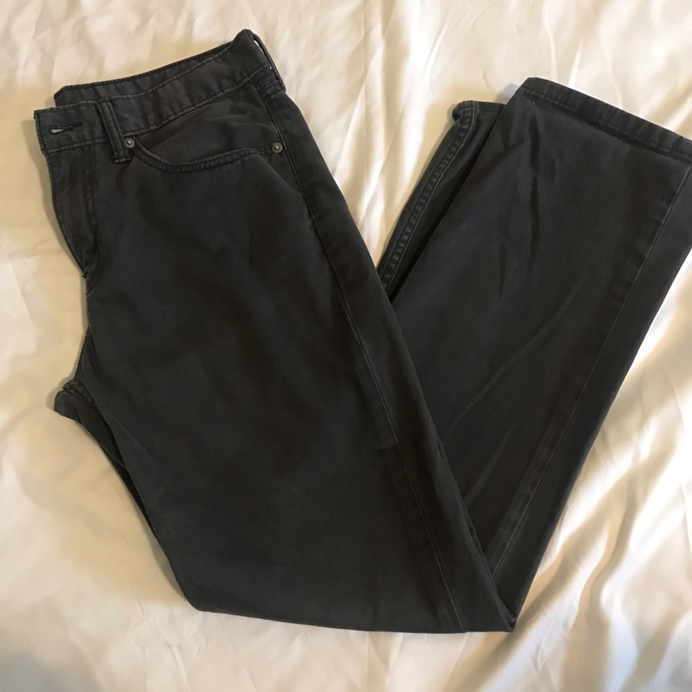 Men’s charcoal Levi’s 514